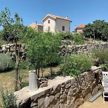 Holiday Apartment Nerezine Esterno foto
