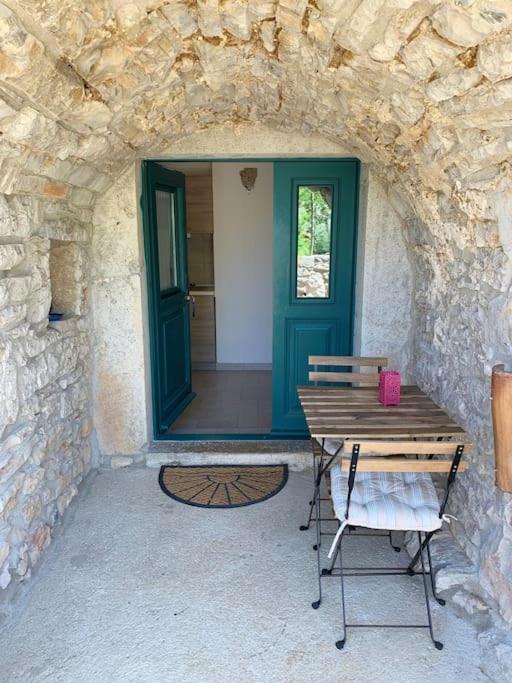 Holiday Apartment Nerezine Esterno foto