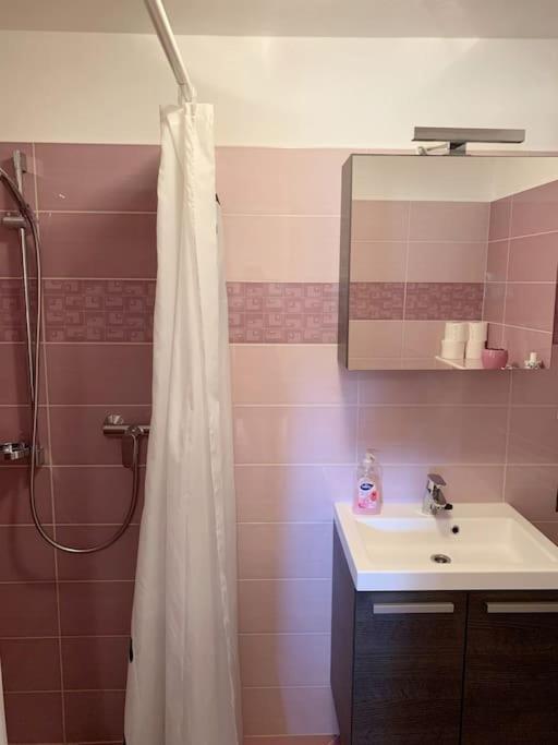 Holiday Apartment Nerezine Esterno foto