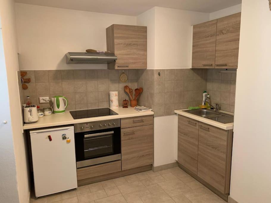 Holiday Apartment Nerezine Esterno foto
